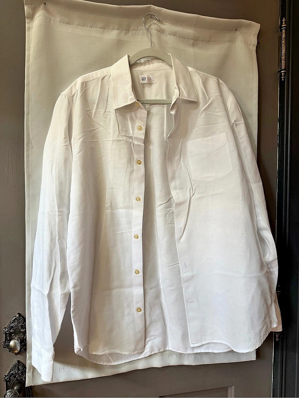 Gap Standard Fit Linen Button Up
